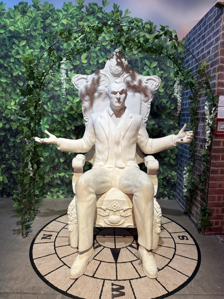 optimisticyetis's tweet image. Guess who won the taskmaster live experience? This guy right here! Biggest achievement of my life. 😂 #taskmaster #taskmasterliveexperience