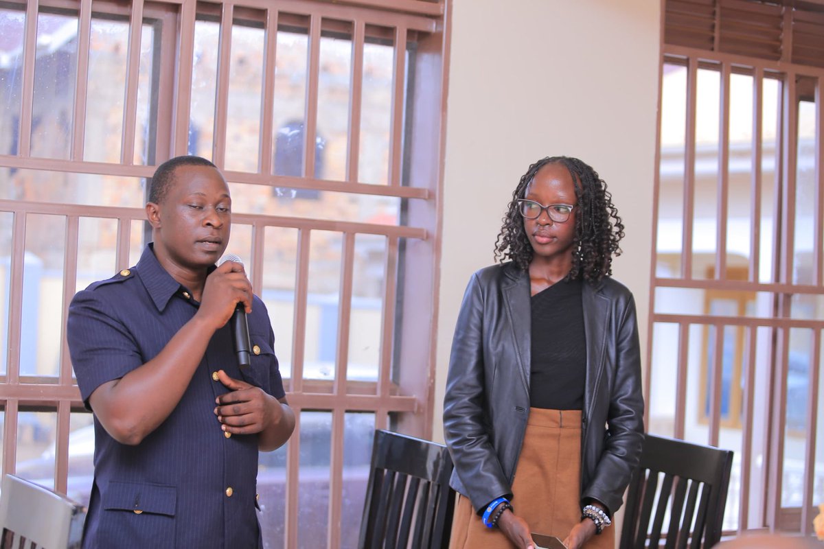 Happening now🥳🥳
Charternight celebration 
#SplendorsAt4