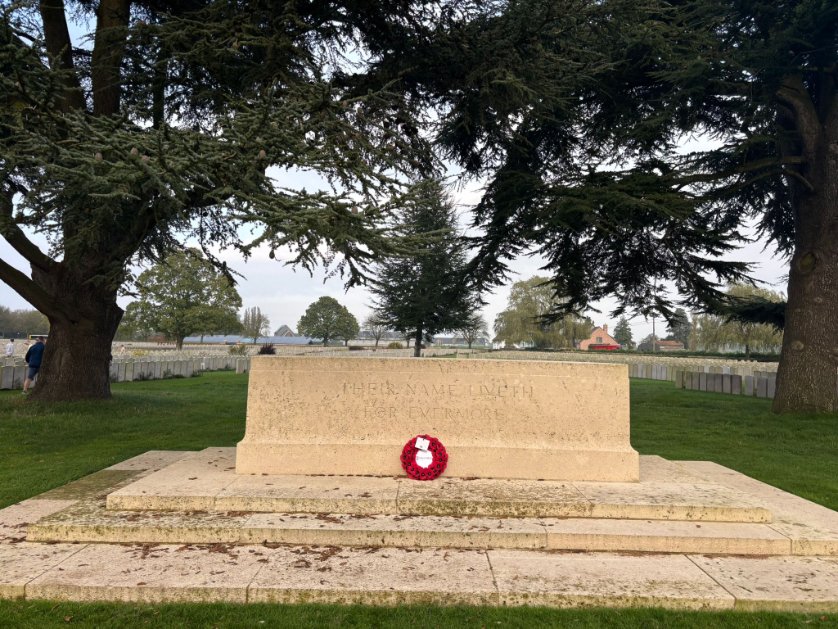 HallMeadHistory's tweet photo. #BF24 @hallmead
HMS Service of Remembrance led by
Director of Humanities and Head of History, Miss Savage.
The service took place at Lijssenthoek @CWGC on Saturday 25 October 2024 https://t.co/k2huSYct0I