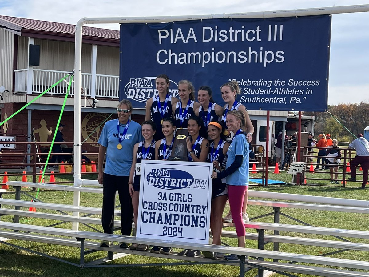 MTSD_ATHLETICS's tweet image. What a day at the 2024 District III Cross Country Championships!

Our girls team won for the third consecutive year, while our boys team finally took home the title after a few tough second place finishes in 2022 and 2023. 

States next week in Hershey!

#GOSTREAKS