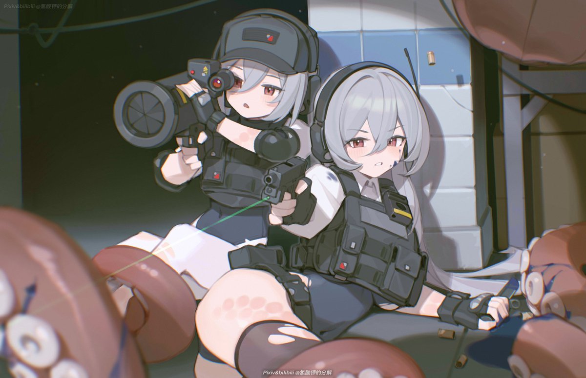 用看板娘制作的原创图第三章
与变异章鱼触手战斗的美少女特警...
(Bilibili也投放了绘制视频也欢迎观看)