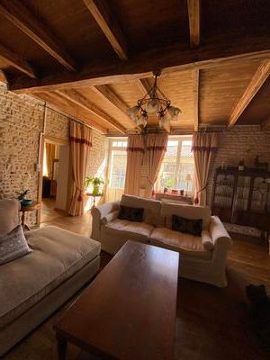 france_images's tweet photo. For sale 3 bedroom cottage #Mansle Charente https://t.co/T3LAxUfBle
#France 🇫🇷 #FranceProperty #FrenchProperty #FrenchRealEstate #PropertyForSale https://t.co/9AN9O8kbU8