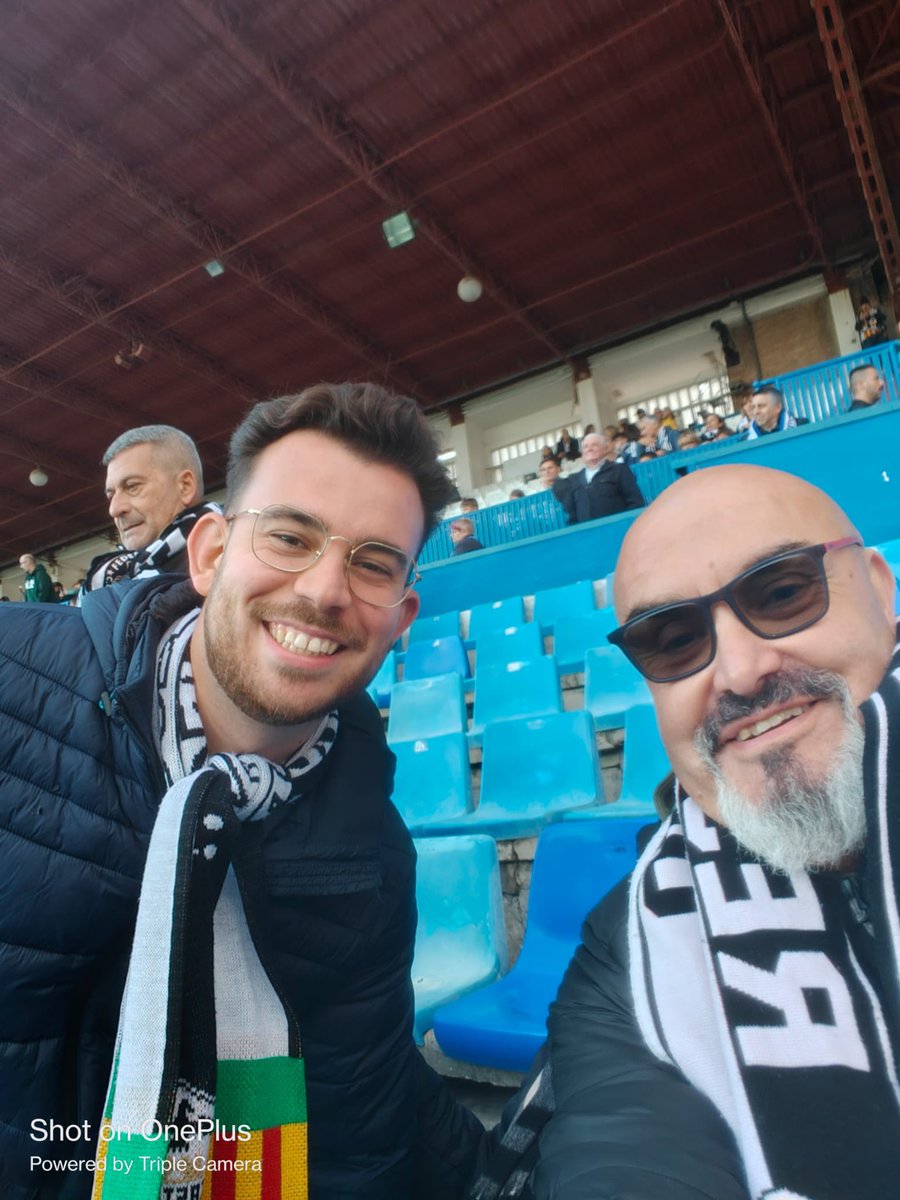 ROrellut's tweet photo. Més resistents! 
#ROnTour
A pels 3 punts! https://t.co/LQ9a6z1QDh