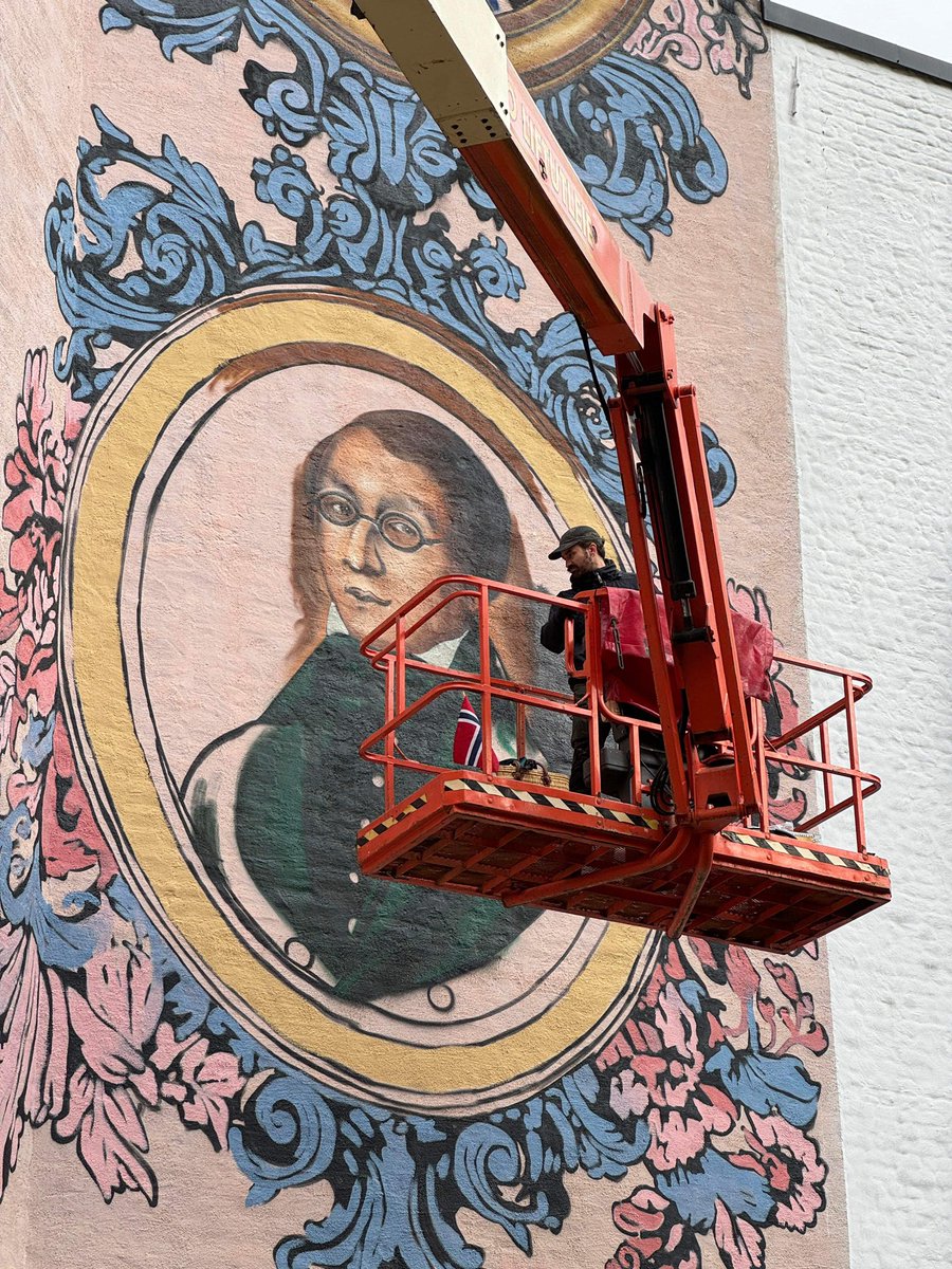 Ferdig med vårt 20 meter høye veggmaleri i Kristparken i Oslo!