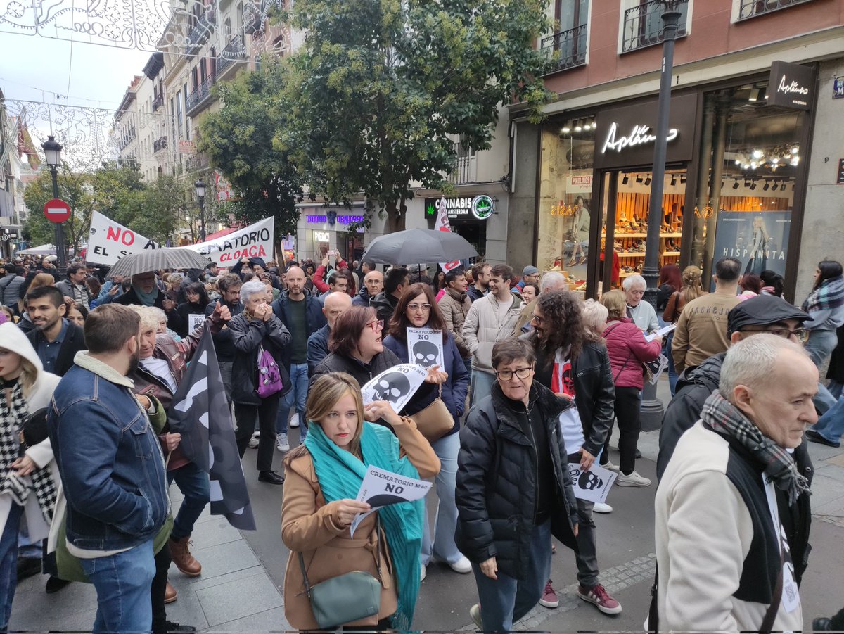 NO al crematorio de <a href="/MADRID/">Ayuntamiento Madrid</a> y <a href="/AlmeidaPP_/">José Luis Martínez-Almeida</a> #noalcrematorio