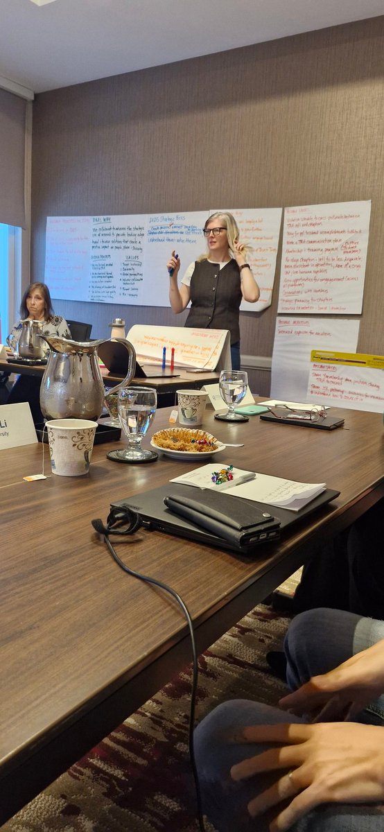 Great early morning walk around one of my favourite cities before all day TTRA strategic planning session <a href="/TTRATweets/">TTRA</a>