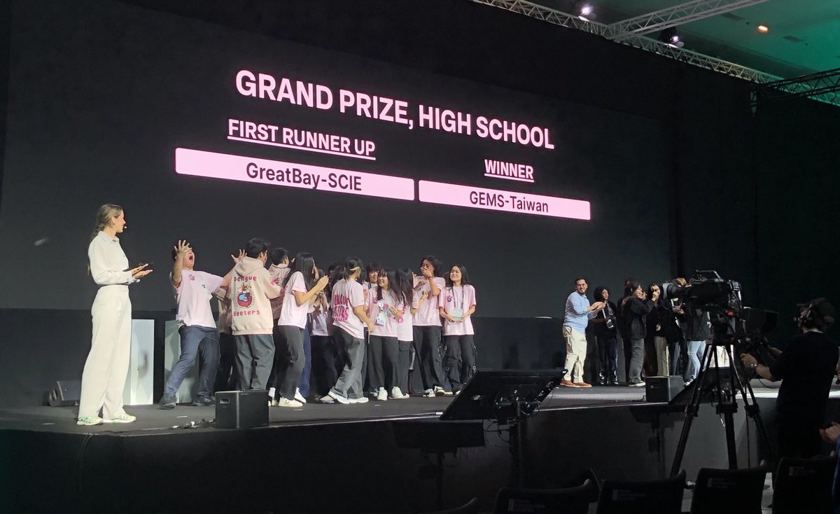 Peter A. Carr tweet media