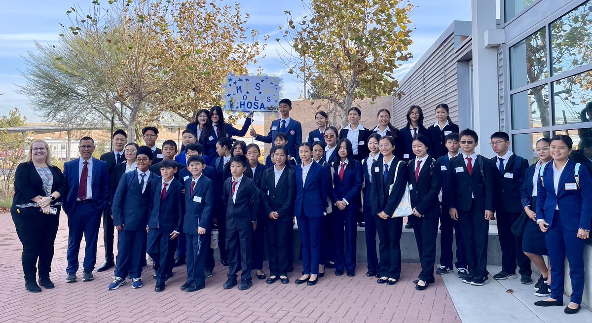 Mesa HOSA students attending this weekend the 2024 Cal-HOSA Region 4 Fall Leadership Conference (FLC)! Thank you Mr. N and Mrs. Collins for making this event possible for our students.