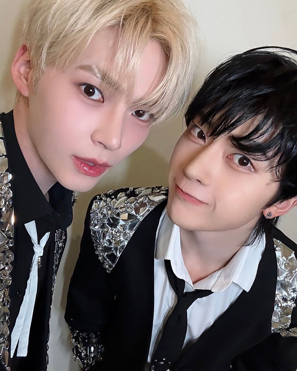 forseokmae's tweet photo. JAKKKUNGZ NEW SELCAS IN JAKARTA RAHHHH INDONESIA RAYA 🇮🇩🇮🇩🇮🇩🇮🇩🇮🇩🇮🇩 https://t.co/hMaiPUkgxL