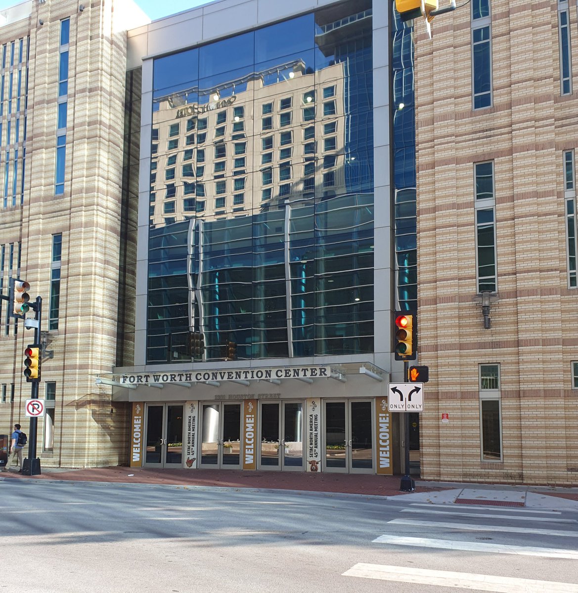 robert_newbould's tweet photo. Had a great week attending SETAC in Fort Worth, TX! 

On Tuesday, I presented the results from a chapter of my PhD "River Channel Geometry Controls on Chemical Persistence. Insights from a Comparative Field Study".

Thank you very much to the oragnisers! https://t.co/8Fwf5SAwU5