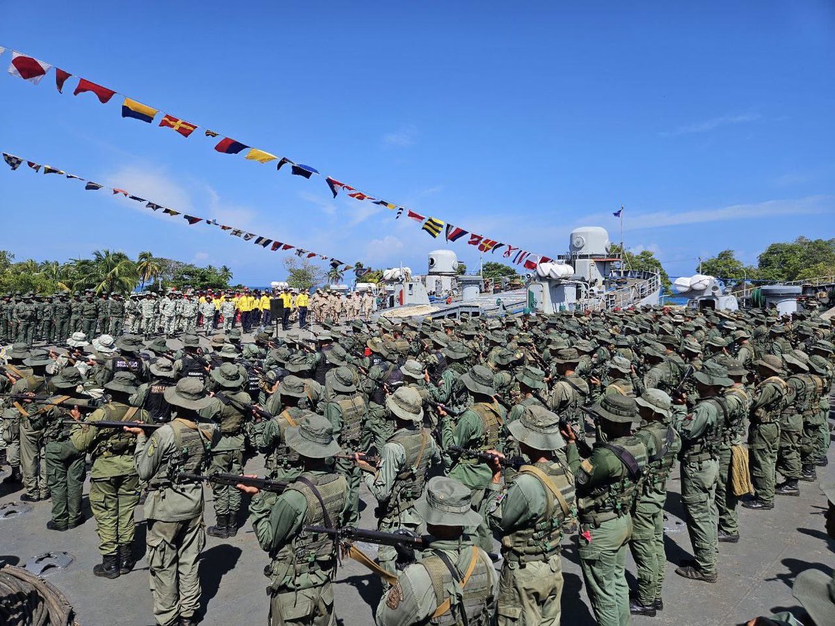 Venezuela tiene quien la defienda ! Para nosotros nuestra patria es primero !

#IntegrarEsVencer