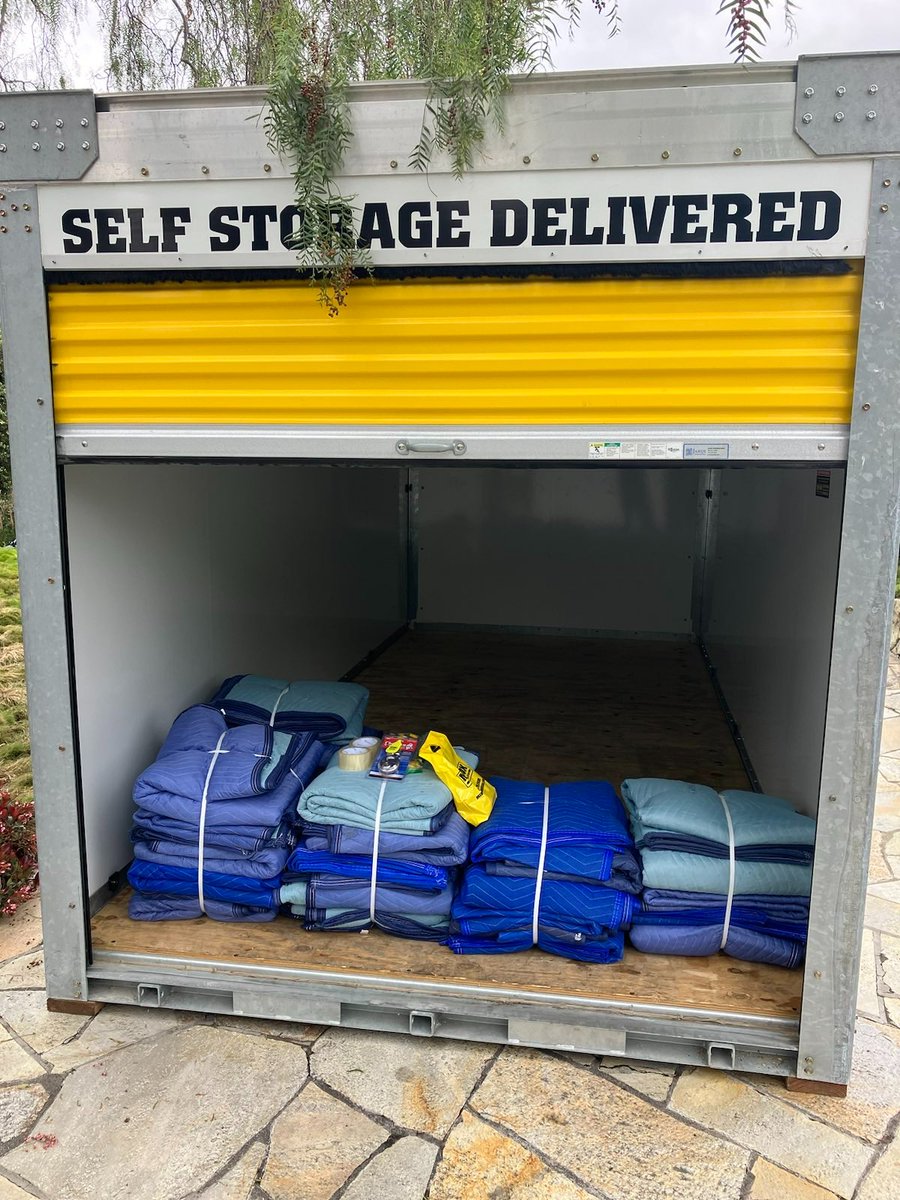 MiBox's tweet image. 🚚 Need Supplies with Your MI-BOX Delivery? 

🛏️ Moving Blankets 
📦 Shrink Wrap 
🛠️ Tie-Down Straps 
💧 Moisture Barriers moisture
🔒 Locks  

#MIBOX #MovingDayEssentials #PortableStorage #MovingSupplies