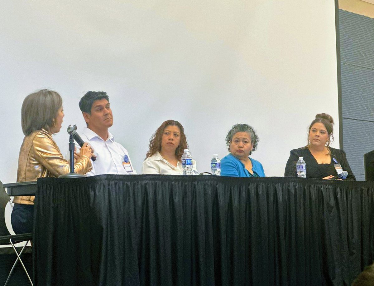 Pilar Ortega (@pilarortegamd) on Twitter photo For the first time ever, but definitely not the last, the MOLA-NAMS conference keynote plenary featured patients and was held en #español. So grateful for the knowledge and expertise they shared with health professionals, students, and residents ❤️❤️❤️ <a href="/chicagomola/">MOLA Chicago</a> <a href="/NAMSpanish/">National Association of Medical Spanish</a> For the first time ever, but definitely not the last, the MOLA-NAMS conference keynote plenary featured patients and was held en #español. So grateful for the knowledge and expertise they shared with health professionals, students, and residents ❤️❤️❤️ <a href="/chicagomola/">MOLA Chicago</a> <a href="/NAMSpanish/">National Association of Medical Spanish</a>