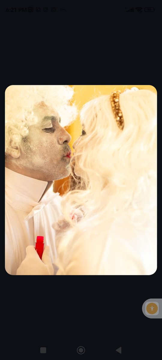 Texto e Direção Marília Damatta

Elenco: André B. Tonner, Aninha Keim, Chris Franco, Daniel Parente, Du Poeys, Flaviana Pereira, Ian Ninho, Janaina, Leo Kaustchs, Ligia Helena Carvalho, Loïse Vieira, Paloma Machado, Rinaldo Siciliano,Tuka Oliveira.

#TEATRO