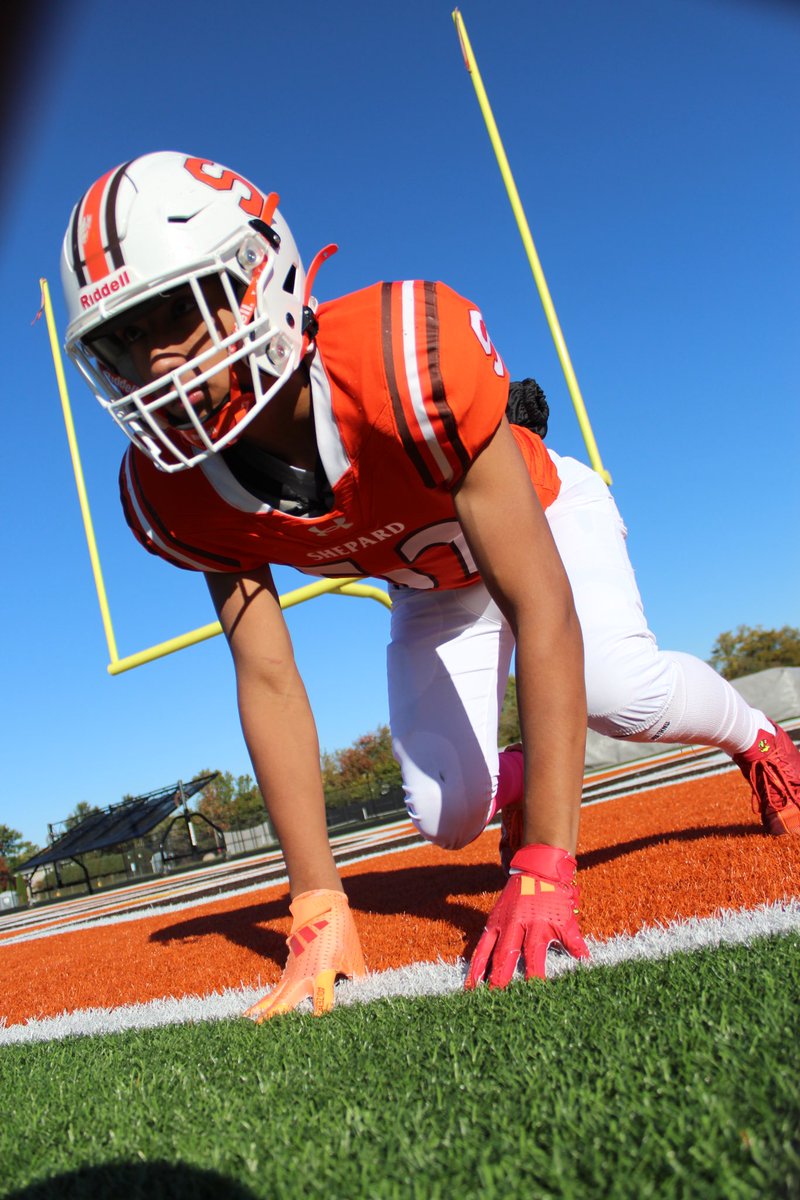 UveeU's tweet photo. #52 Martinez 2024 Junior Year Shepard Football https://t.co/TdRcKBOnRv
