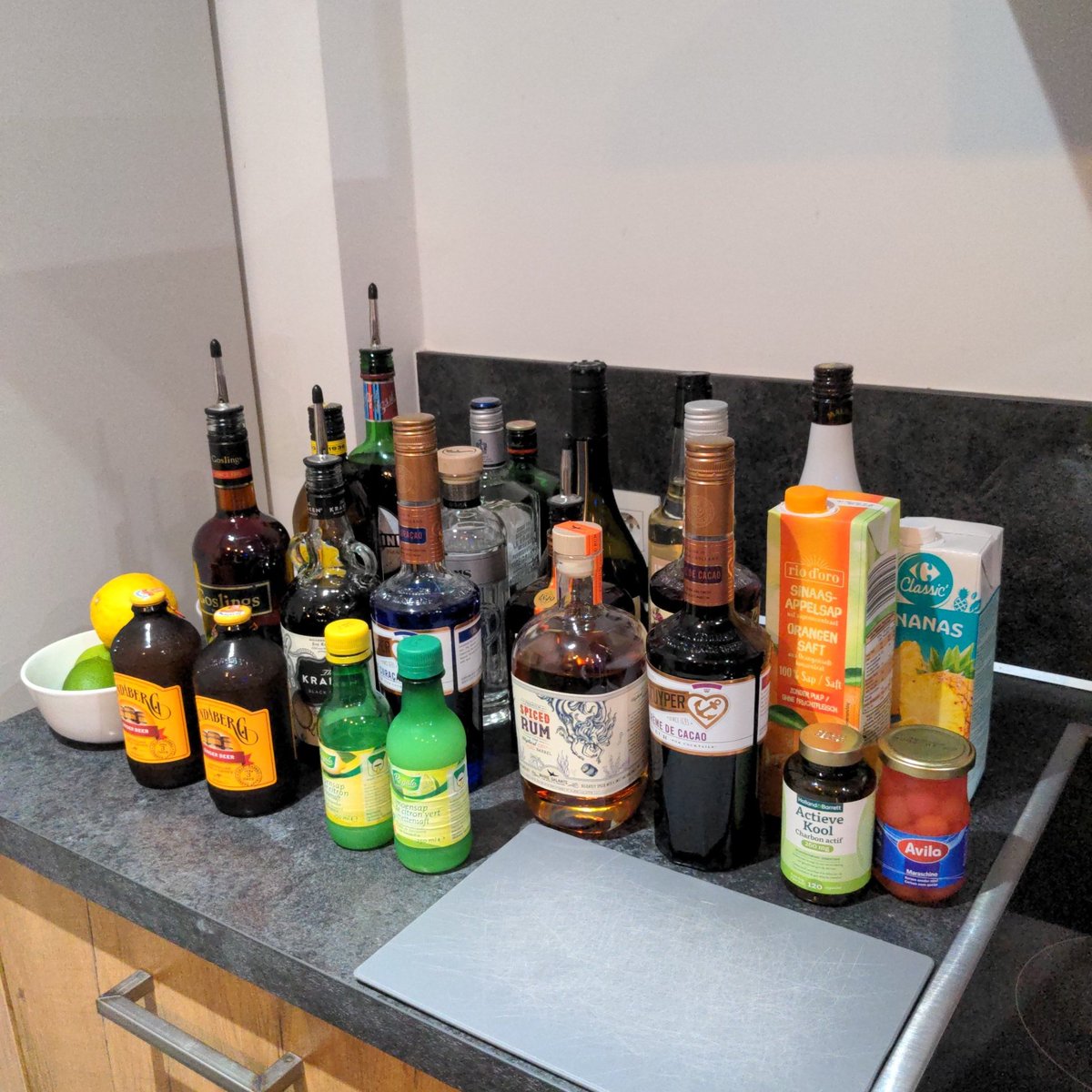 dark_chazy's tweet photo. Ahoy, mates! 
⚓️ The pirate-themed cocktail stream is happening TODAY at 8 PM CET! 🍹
🏴‍☠️ Join me on Twitch for legendary drinks and epic tales. https://t.co/y6cJg8G87U
Don’t miss out! 

#CocktailStream #PirateNight #Twitch https://t.co/U56qj0YRUR