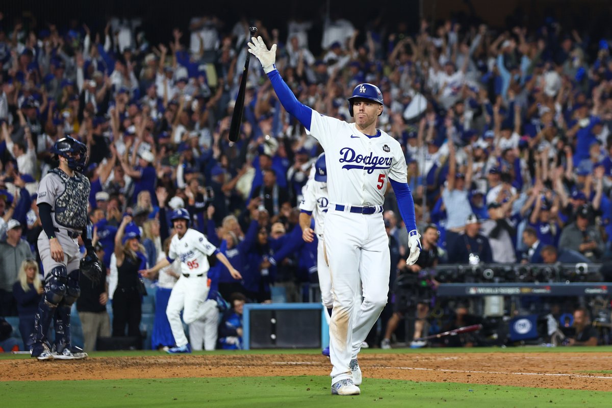 MLBNetwork's tweet photo. Including the #Postseason, the Dodgers have an .802 OPS vs. left-handed pitchers this year, the best in MLB.

They will face Carlos Rodón in Game 2 tonight. https://t.co/T3CyDuWUHv
