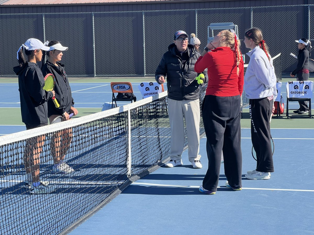 BenetTennis's tweet photo. State Championship match ready to start!!  Great day to be a Redwing. https://t.co/5birmsqckW