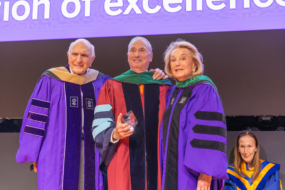 Miriam Bredella, MD, MBA, FACR (@bredellamd) on Twitter photo Great memories from the Dean's Honors Day! 🎓✨ Thank you <a href="/nyugrossman/">NYU Grossman School of Medicine</a> <a href="/nyulangone/">NYU Langone Health</a> <a href="/NYUImaging/">NYU Langone Health Department of Radiology</a> Ken and Elaine Langone and Dean Grossman for such an inspiring event! Great memories from the Dean's Honors Day! 🎓✨ Thank you <a href="/nyugrossman/">NYU Grossman School of Medicine</a> <a href="/nyulangone/">NYU Langone Health</a> <a href="/NYUImaging/">NYU Langone Health Department of Radiology</a> Ken and Elaine Langone and Dean Grossman for such an inspiring event!
