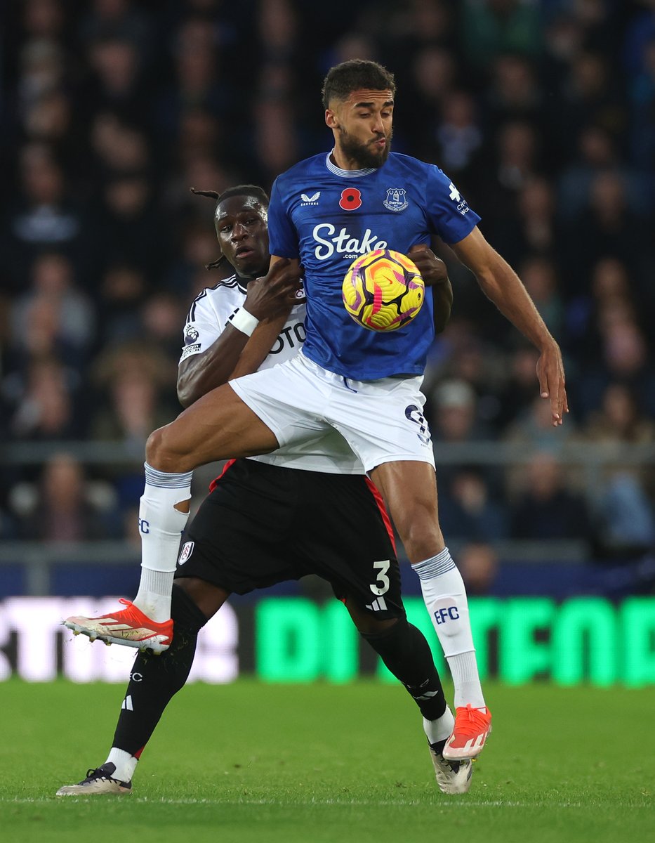Premier League tweet media