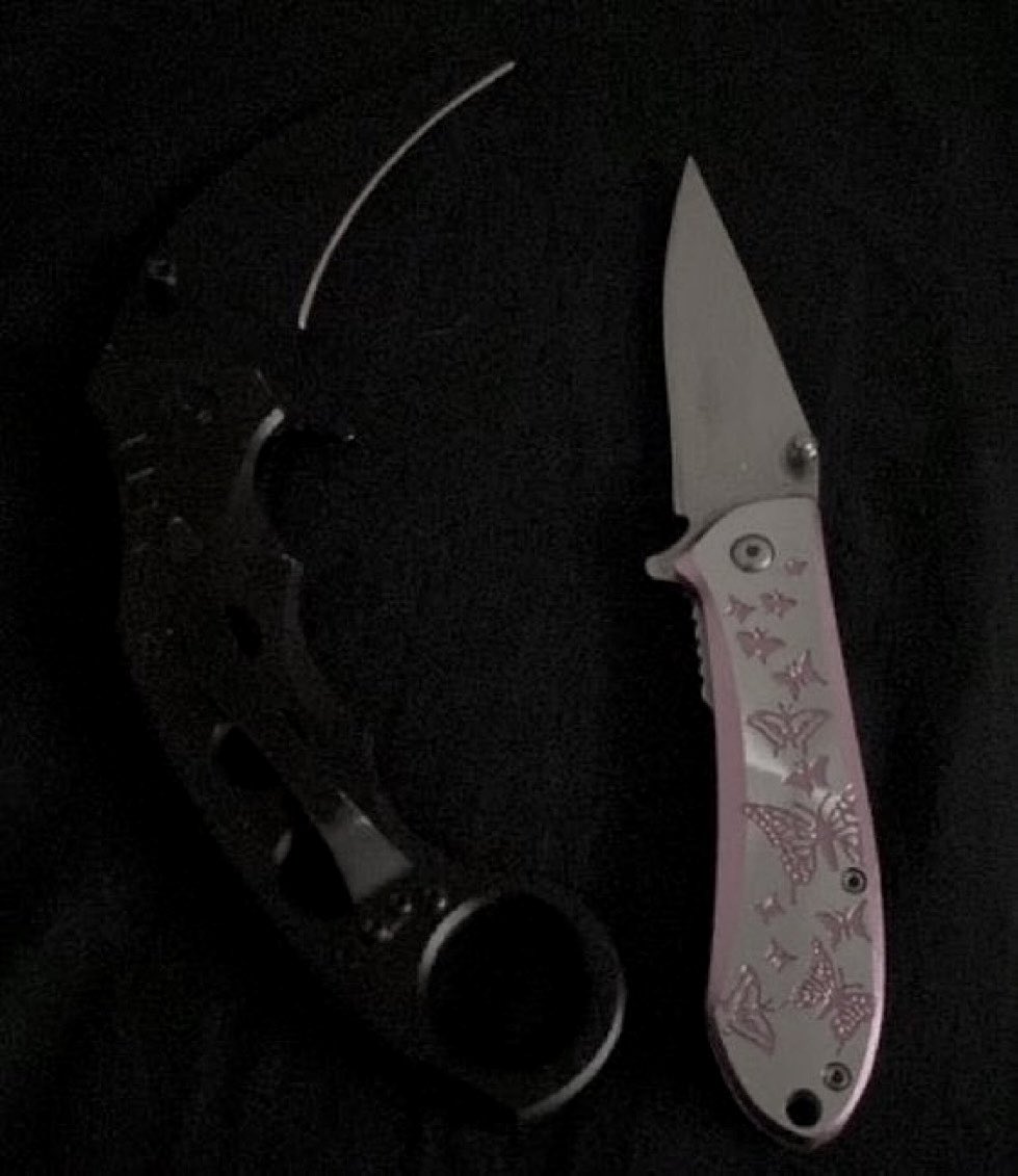uhicr's tweet photo. our knifes https://t.co/TDuImBF13R