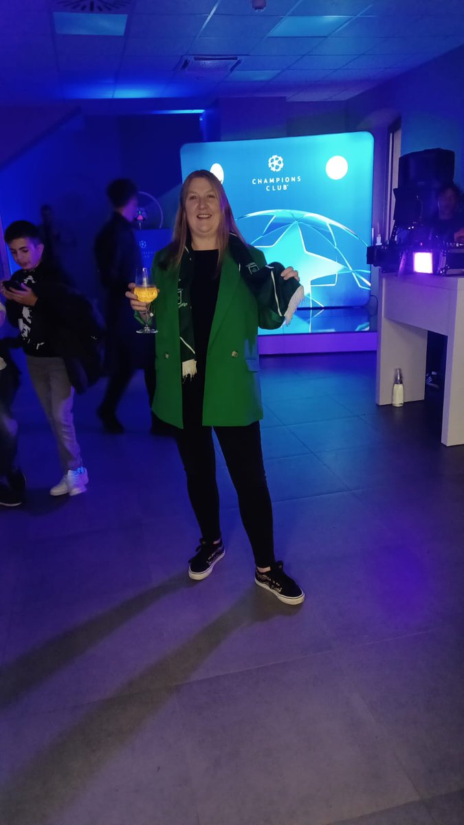 Amanda Walker tweet media