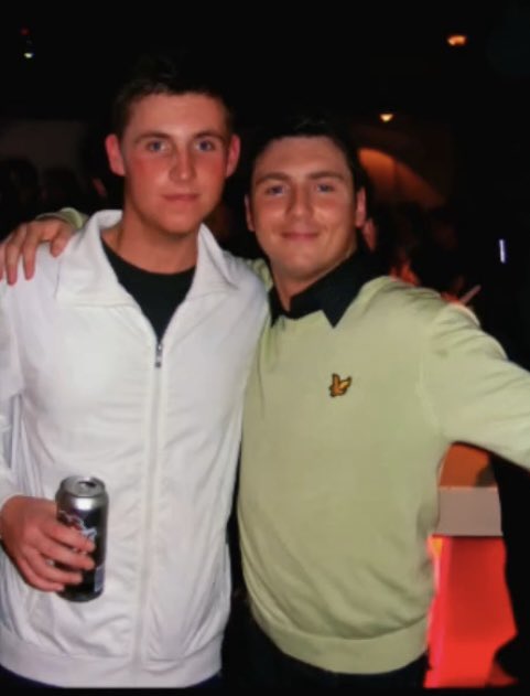 chic howe tweet media