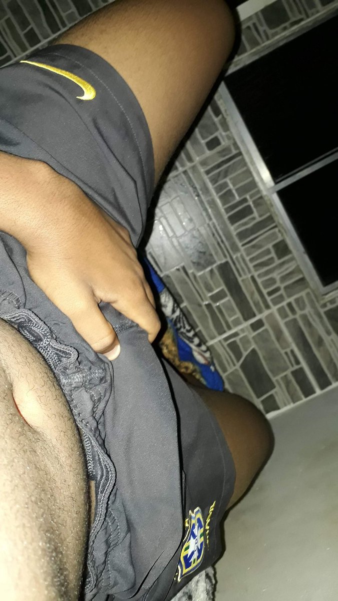 071mald's tweet photo. Chuparia meu pau? 
Cheio de tesao 🤤 https://t.co/dW44jiuCYY