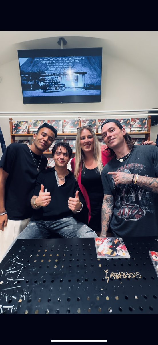 FreeCommi's tweet photo. Solo grazie ❤️‍🩹🥹

#Rewind https://t.co/dEI3jqkJIl
