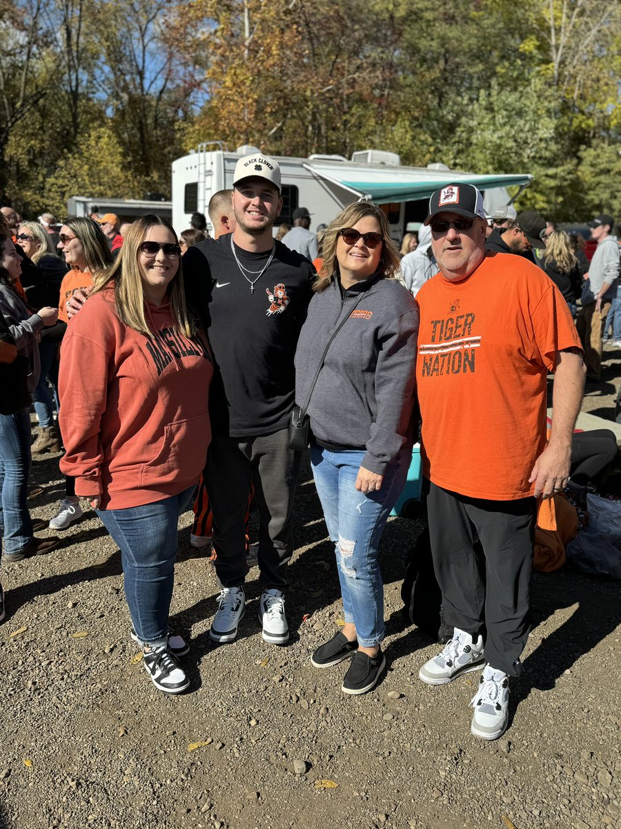 Q92Sports's tweet image. Tiger Tailgates never miss. #Q92Sports #Score7