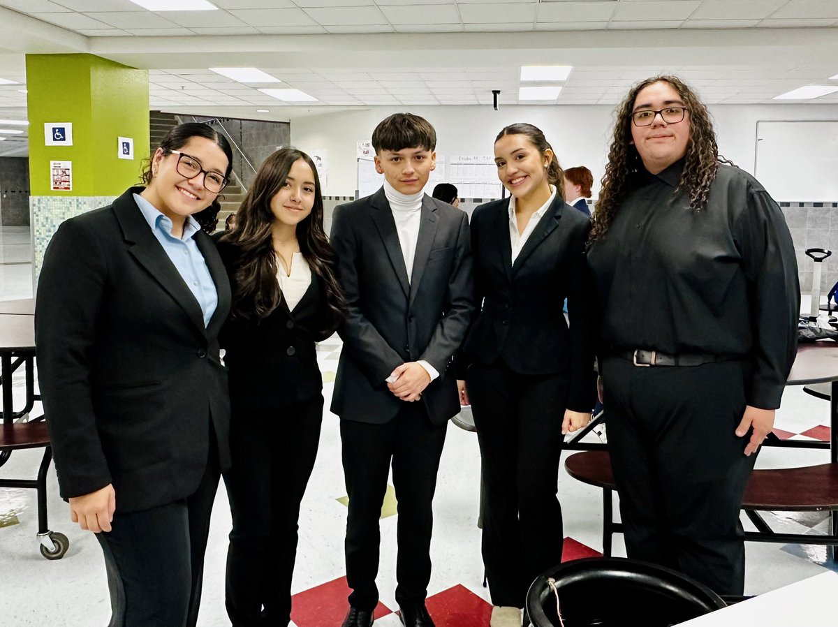 Stopped by to catch <a href="/ysletadebate/">Ysleta Debate</a> in action at the Eastlake Tournament. Homecoming is not stopping these Indians! Best of luck! #ONETribe #BOWUP