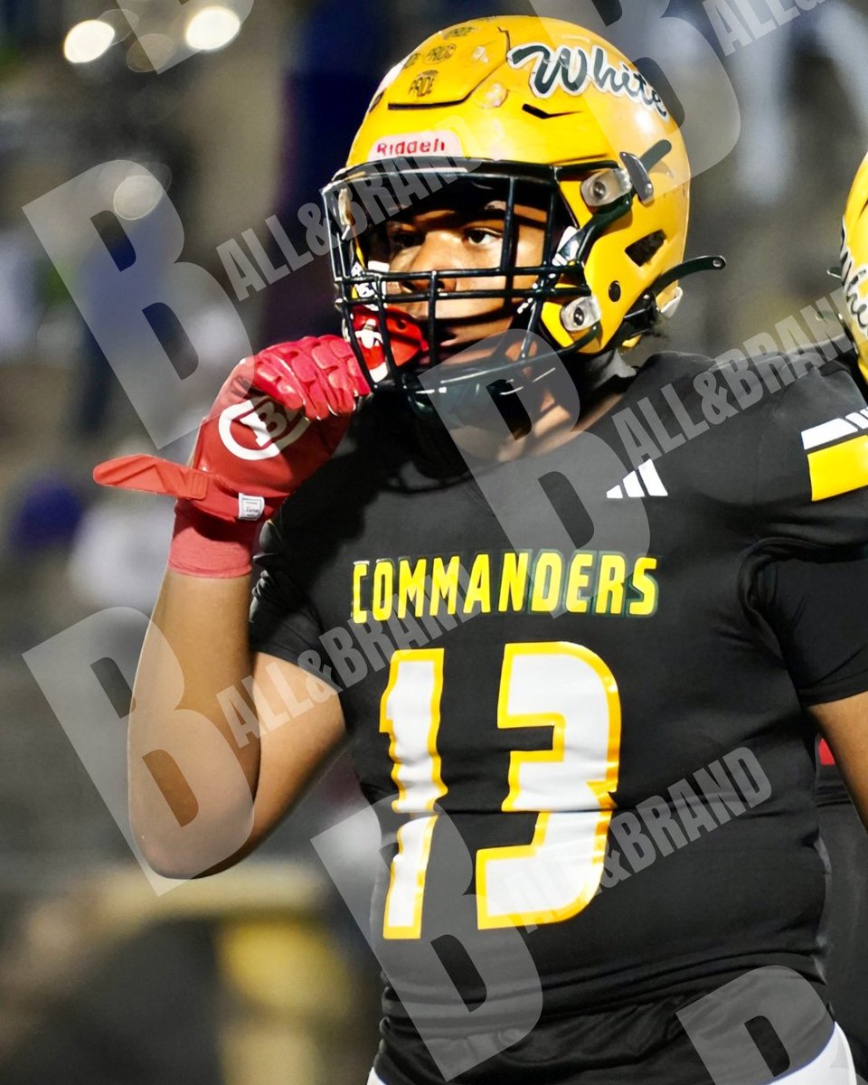 BallandBrand's tweet photo. Edward H. White High School
Donny Moore
#13 Drop his @ if you know it ! 
 #highschoolfootball #football #sports #youthfootball  #fridaynightlights #americanfootball #explorepage #ballandbrand #highschool #photography #jaxsports #sportsphotography  #athlete #highschoolsports https://t.co/Heh6jJOkWO