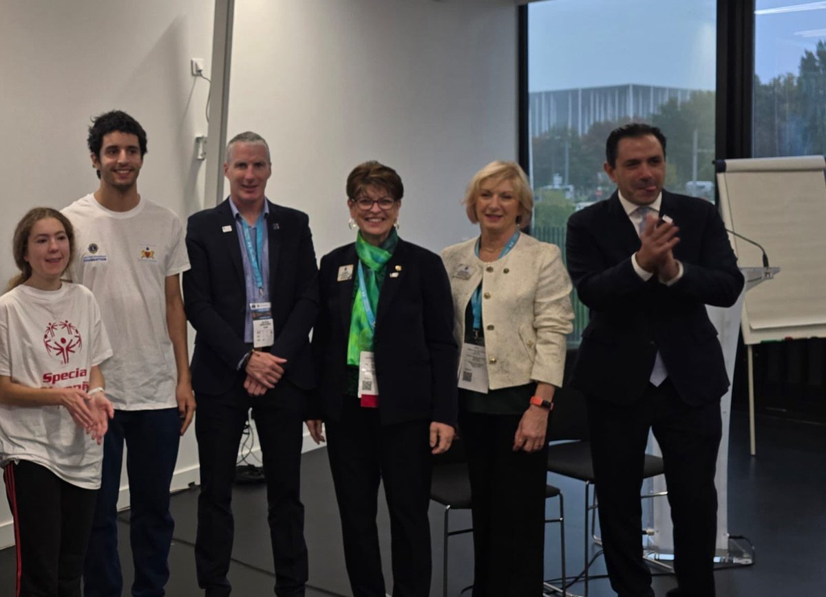 We are thrilled that Will Byrne of Lucan Lions Club was presented with a Melvin Jones Fellowship today at the Europa Forum 2024 Bordeaux for all of his work with Special Olympics Ireland! He was presented with this honour by LCIF Chairperson Dr Patti Hill. Well done Will!