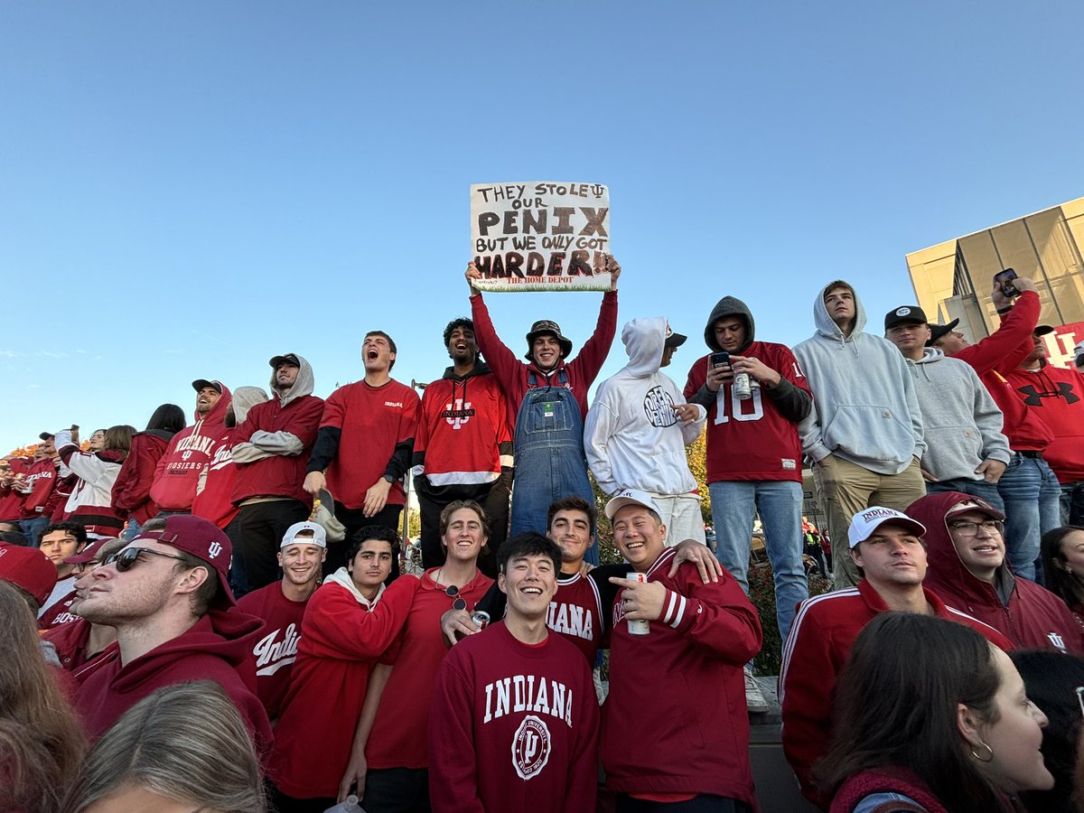 Alex bates tweet media