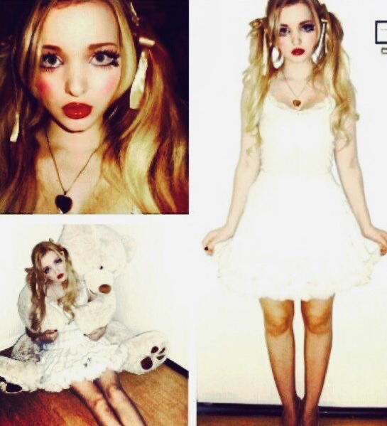 dove cameron dressed up as mars argo in 2014