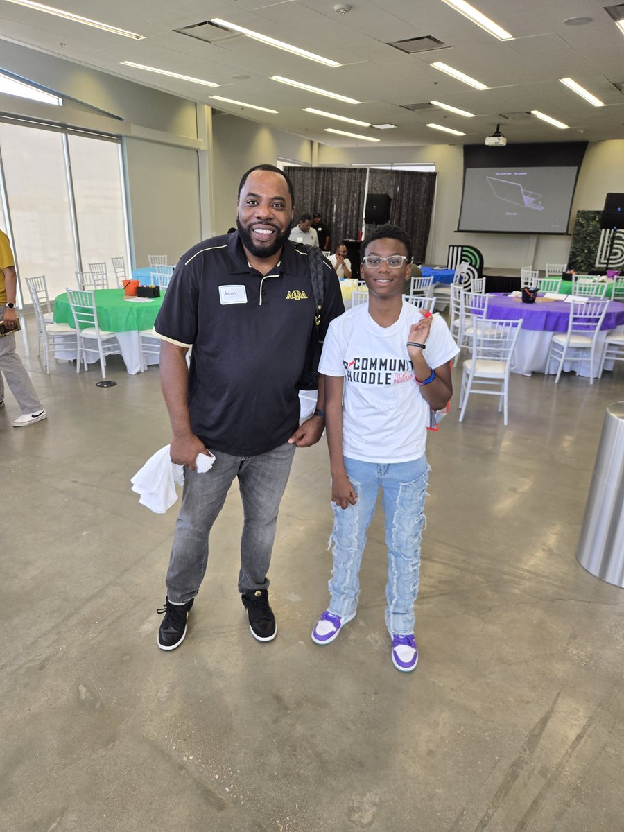 TinaLMatthews1's tweet photo. Special shout out to Alpha Phi Alpha and @BBBSLA for pouring into our young men this morning. I appreciate all of you. Your dedication, compassion, and support is what's needed to make a difference. #BiggerTogether #BuildThemUp #SupportMatters https://t.co/pLgjSNLsDF