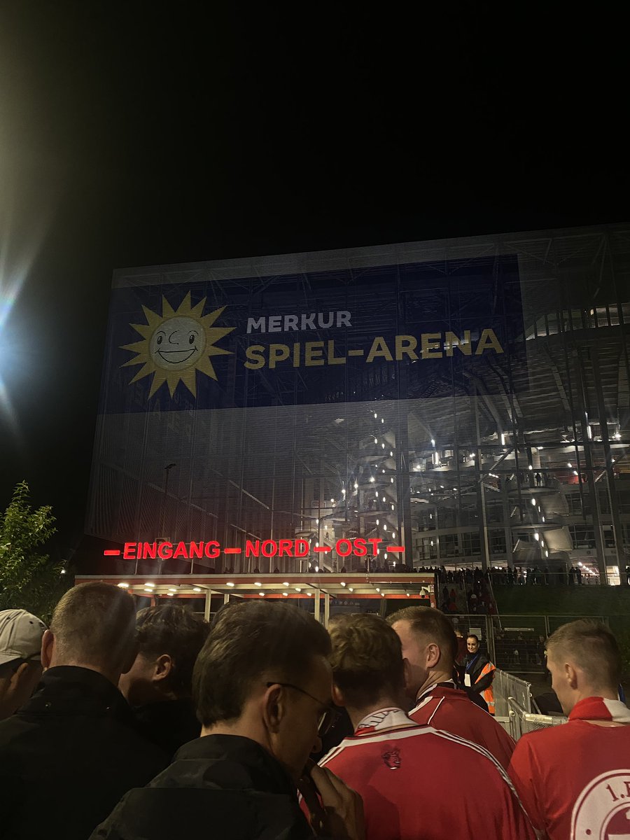 sieht scheiße aus
