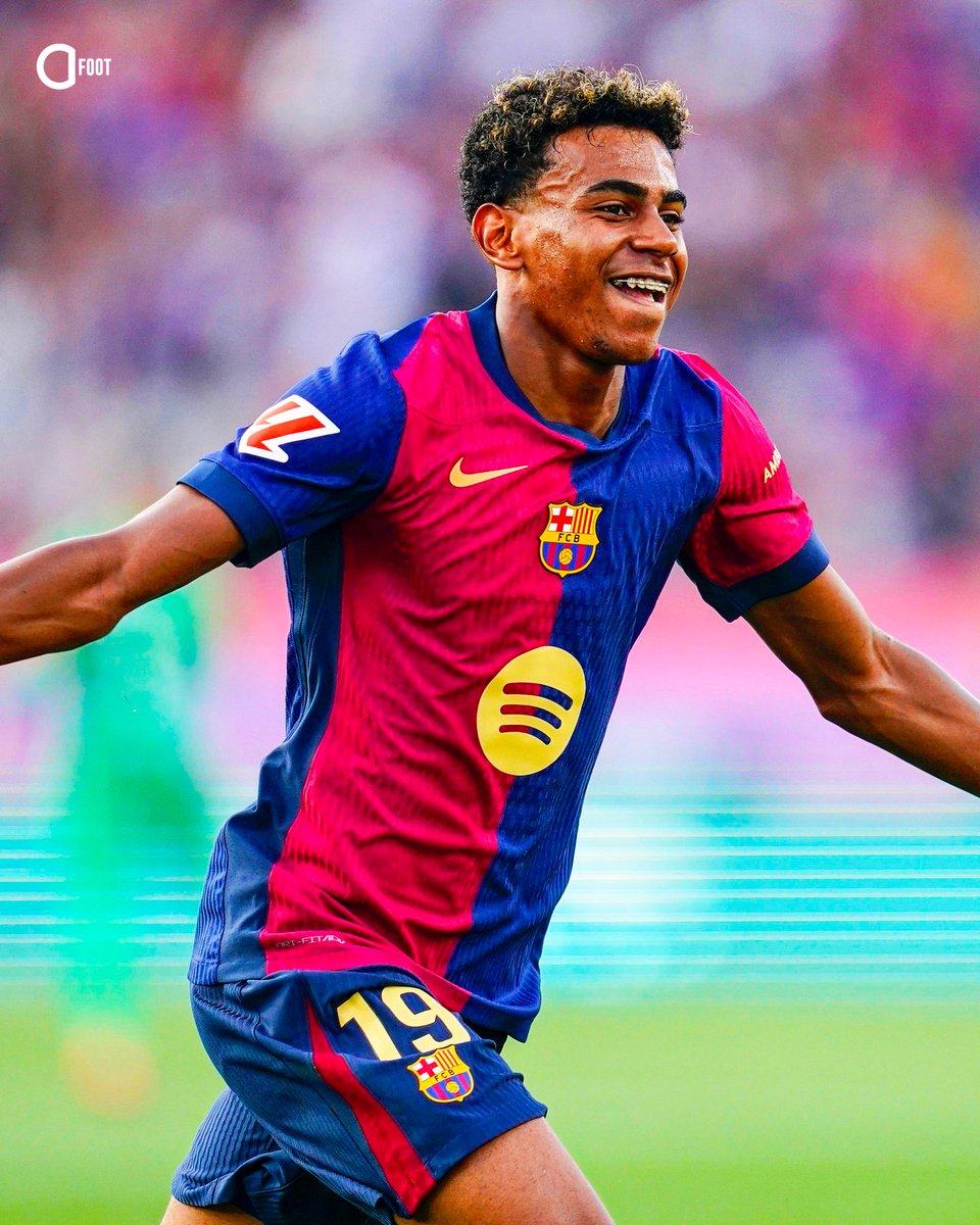 ActuFoot_'s tweet photo. 🚨 RECORD ! Lamine Yamal 🇪🇸 devient le plus jeune buteur de l’Histoire du Clasico ! ⚽️

17 ans et 105 jours. 💎

C’est aussi le…

👦 Plus jeune buteur de l’Euro.

👦 Plus jeune buteur de la Liga.

👦 Plus jeune buteur de l'équipe nationale d'Espagne.

👦 Plus jeune de la Super Coupe d'Espagne. 

👦 Deuxième plus jeune buteur de la Ligue des Champions.