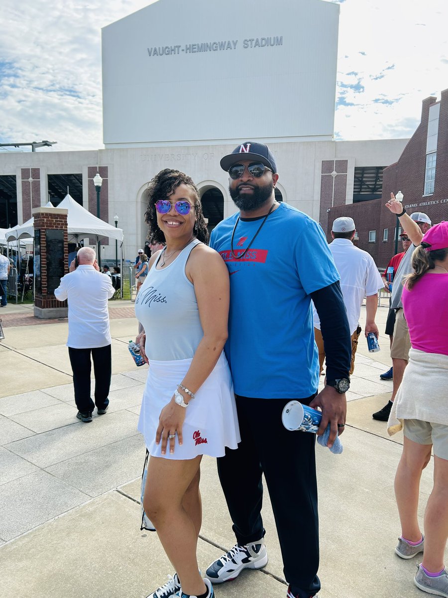 Coach_D_Forrest's tweet photo. When weโre together, itโs always a touchdown ๐โฅ๏ธ๐๐ @LATARYL
#OleMiss #OleMissFootball #OleMissRebels #RebelLove #WAOM #AreYouReady #HYDR #MyForeverDate #Husbae https://t.co/BtBVBzieNL