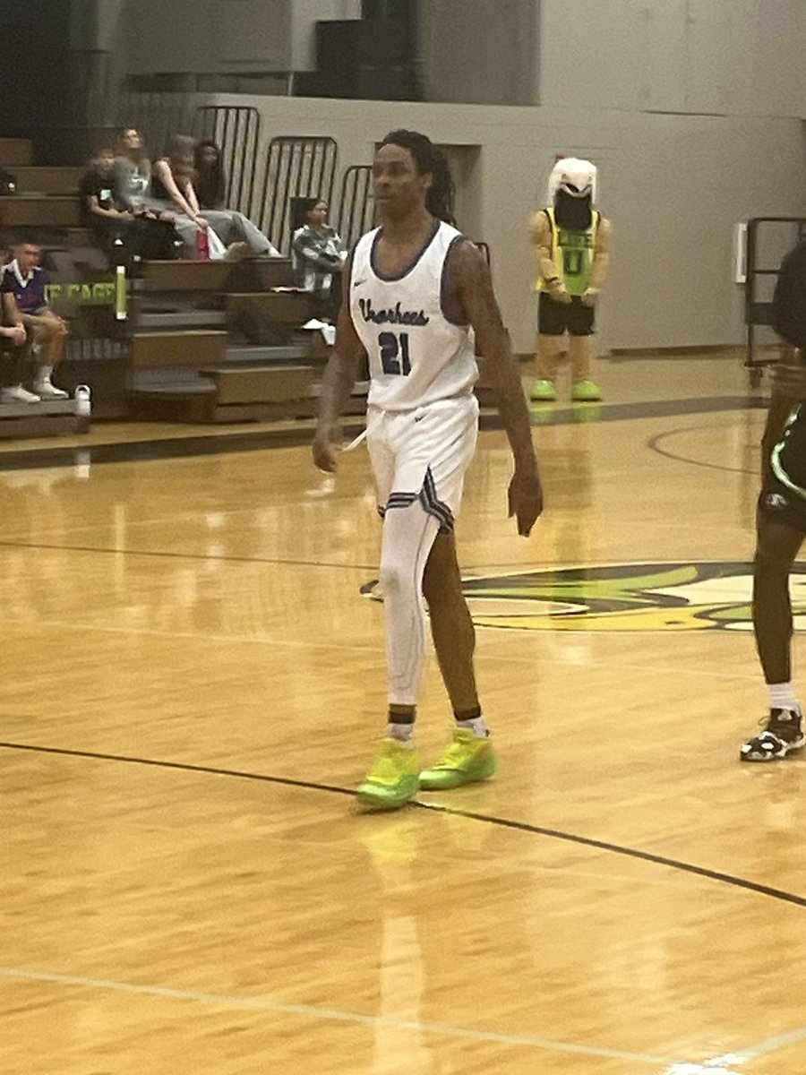 Another proud moment in ManUp history. We had the opportunity to see two former ManUp players play against each other in a NAIA game to kick off the season.  <a href="/WillTheDeal24/">William Freeman</a> (Life University) &amp; @KeyshawnEvans4 (Voorhees University)