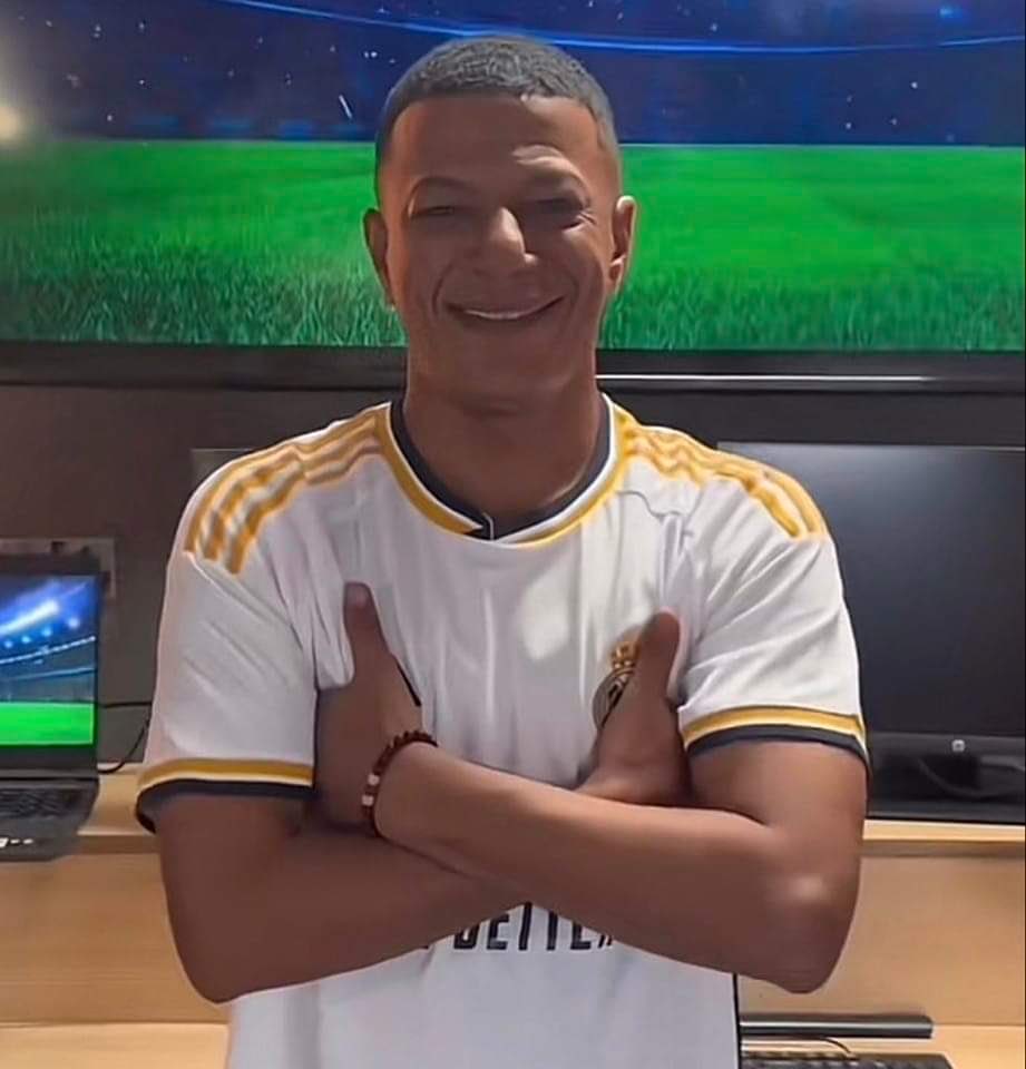 UT_sa2's tweet image. مبابي الاي لعب اليوم
#مدريد_برشلونة 
#الكلاسيكو