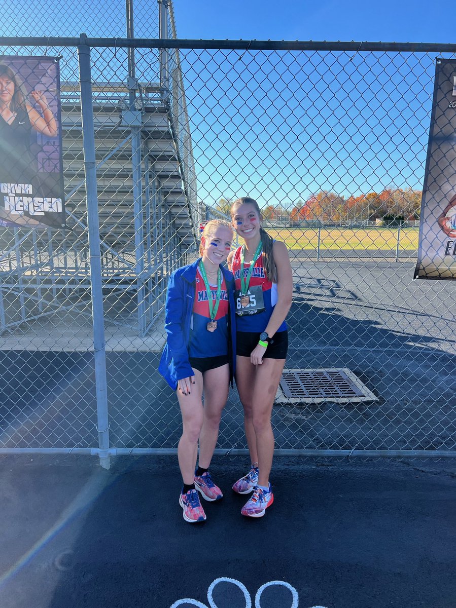 monarchs_xc's tweet photo. Bailey (16th) and Maggie (10th) earn All Region honors and qualify for STATE! Way to go! ⁦@MHSMonarchsAD⁩ #PTBM https://t.co/1naNbXQNSJ