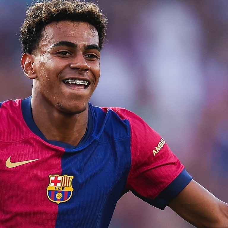 ¡¡REAL MADRID 0-3 FC BARCELONA!!
¡¡REAL MADRID 0-3 FC BARCELONA!!
¡¡REAL MADRID 0-3 FC BARCELONA!!
¡¡GOLAZO DE LAMINE YAMAL!!
¡¡LES HIZO EL YO AQUÍ Y LES MOSTRÓ SU NÚMERO!!
¡¡Y SÍ, TAMBIÉN SE PUSO BAILAR EN EL BERNABÉU!!
¡¡UNA NUEVA FIESTA CULÉ EN LA CASA BLANCA!!