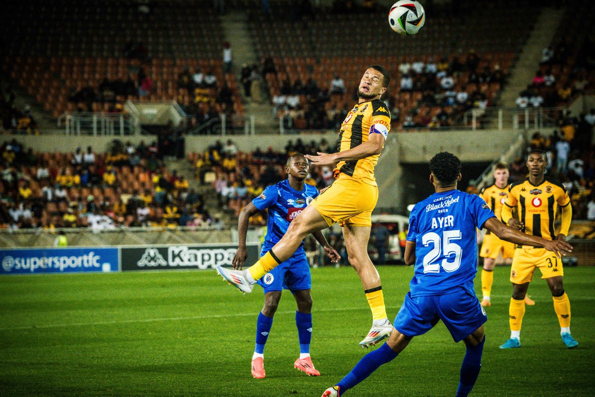 MphoGiftTeffo's tweet photo. Maart maan. He gives Kaizer Chief zero when we defend and attack. 

#KaizerChiefs 
#BetwayPremiership https://t.co/KEXyC4e2Mj