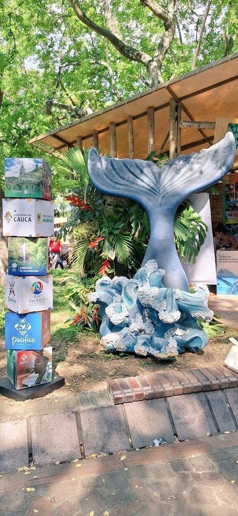 LuisLota_'s tweet photo. Desde ayer he tenido oportunidad de asistir a varios eventos de la #COP16, es increíble el compromiso de tantas entidades y organizaciones con el medio ambiente y la generación de conciencia sobre el uso responsable de los recursos. ¡La sostenibilidad es el camino! ♻️ #COP16 https://t.co/IzRZoSZNKO