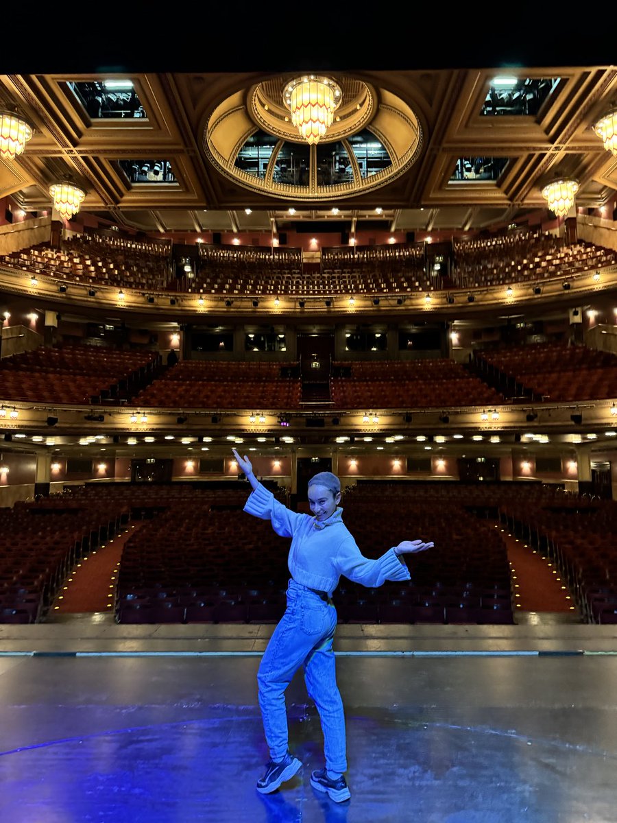 The Iniki Mariano ladies and gents!
‘Night, Edinburgh festival theatre!
Thanks for a great week!  Xxxxx