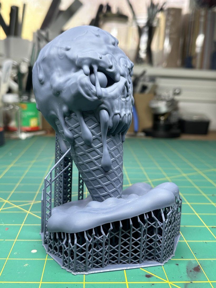 CharroZuck's tweet image. Skull & Cones
Sculpt: @fotismint #zbrush
Resin: @SirayaTech Fast Navy Grey
Printer: @mypeopoly Forge & @WhamBamSystems XTR
Supports: @lychee3d
#3DPrinting #3dprinter #Spooktober2024