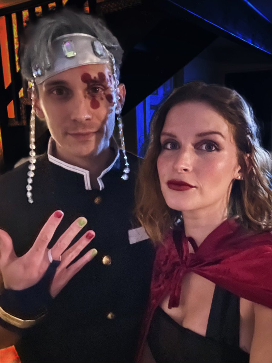 “Starting now, things are going to get real flashy!” starring @Phlegmma as Verna from The Fall of the House of Usher