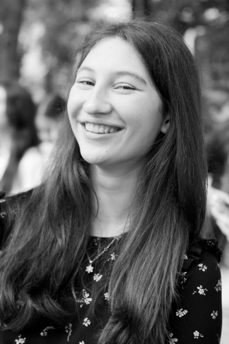 Maria was killed by a Russian drone attack on Kyiv last night. She was only 15, was a leader at school and had so many plans… Excruciating pain. RIP, angel #StopRussia #StandWithUkraine