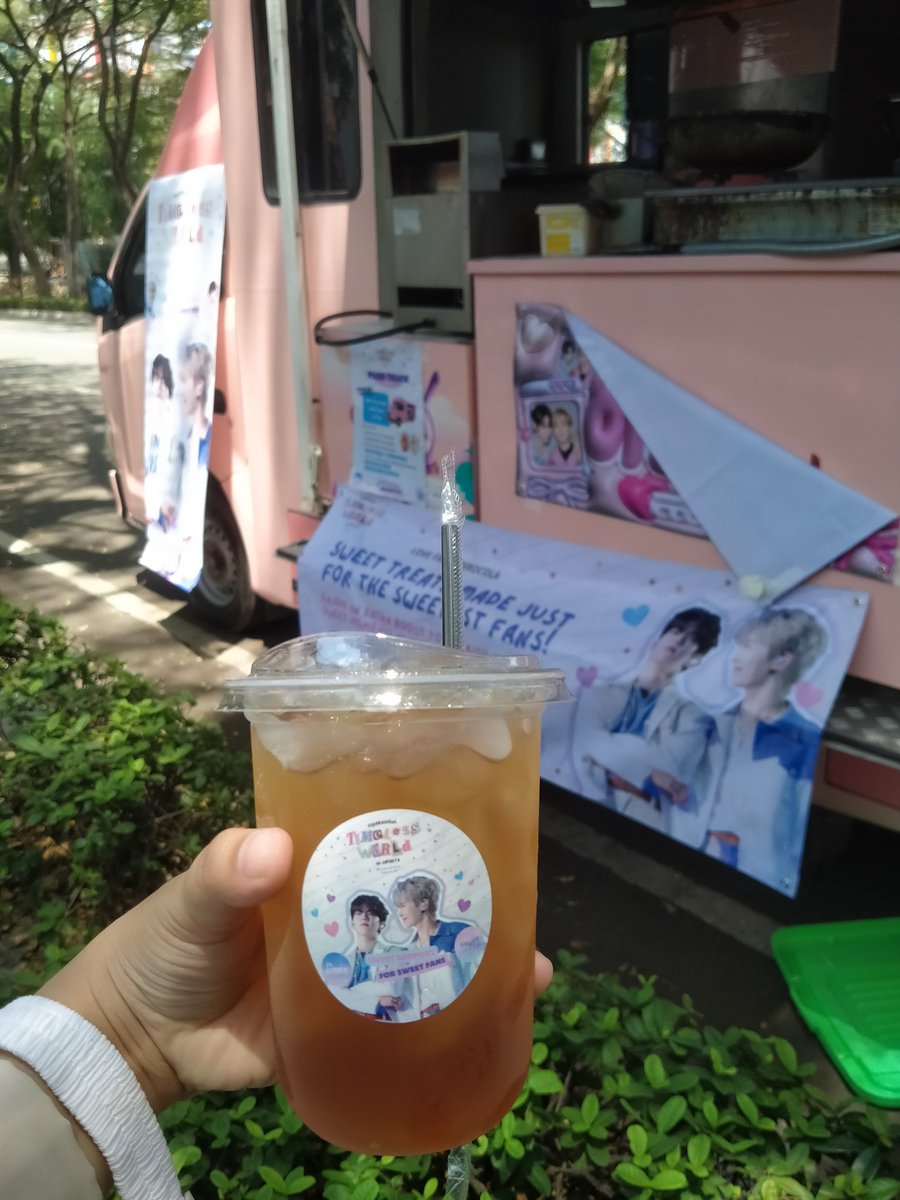 Radadevisuryan1's tweet photo. Thank you 🥰

#SWEETPEAXLEMIROIR 
#HAOBIN_SWEETSUPPORT_JKT
#ZEROBASEONEINJAKARTA 
#TIMELESSWORLD_IN_JAKARTA https://t.co/Rlu1DAZFCb
